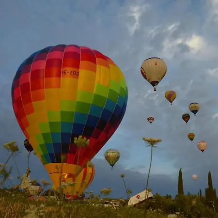 Locazione Turistica Spaccarotella Vista Su Gualdo Cattaneo